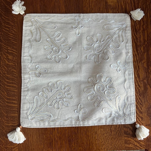 Two (2) Embroidered Pillow Covers from Turkey, New without tags, beautiful gift - Picture 5 of 10